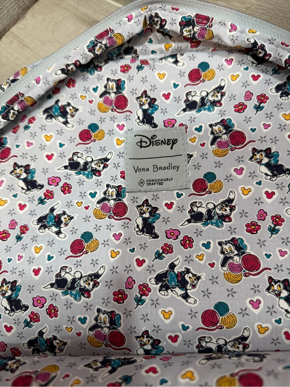 Vera Bradley Disney Minnie Mouse Quilted Backpack Bow and Ears, NEW, MAKE OFFER - Picture 8 of 11